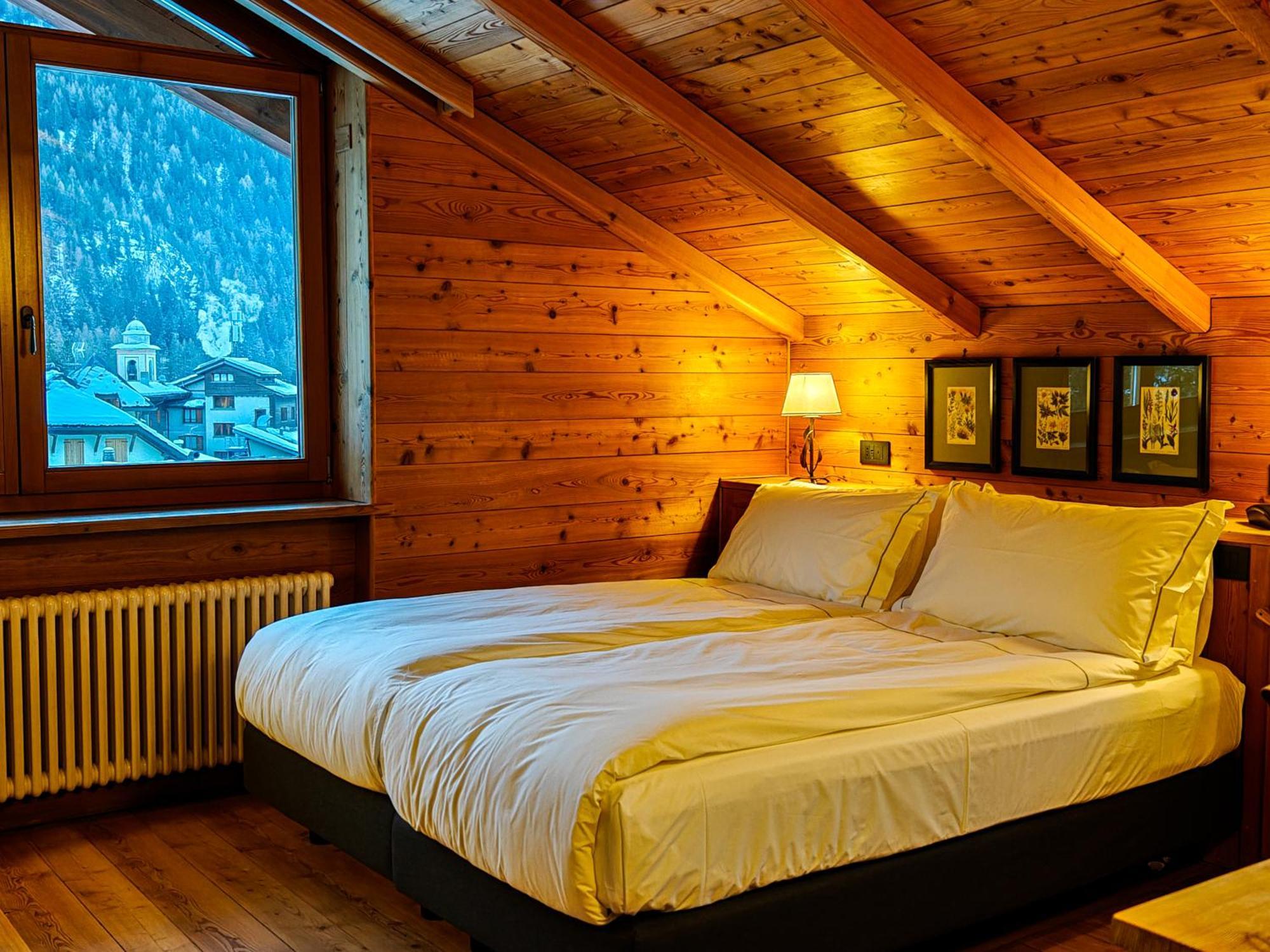 Hotel Breithorn ชัมโปลุก ภายนอก รูปภาพ