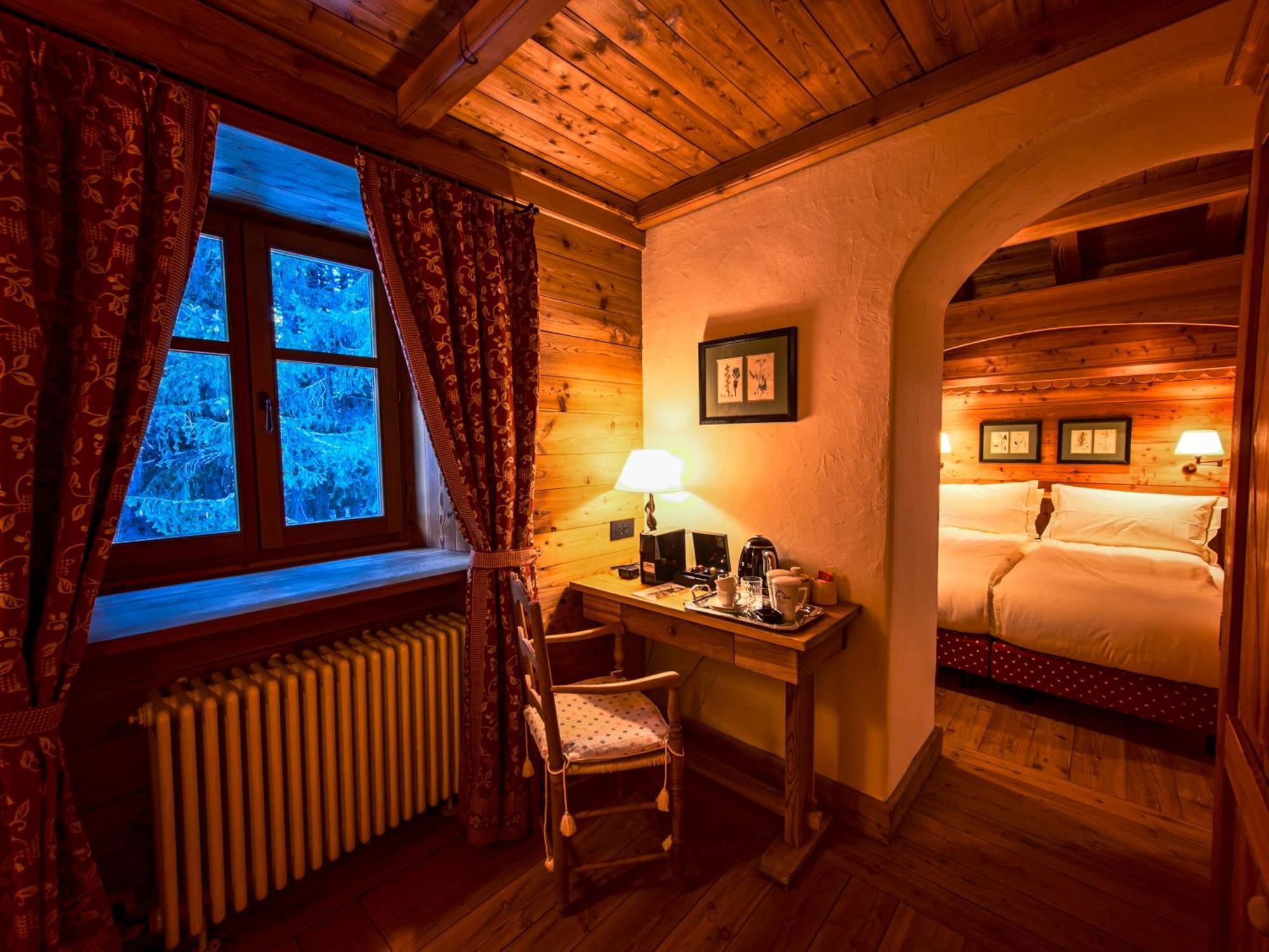 Hotel Breithorn ชัมโปลุก ภายนอก รูปภาพ